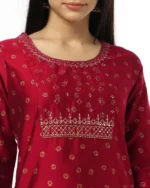 Women Foil Print Straight Kurta - Image 2